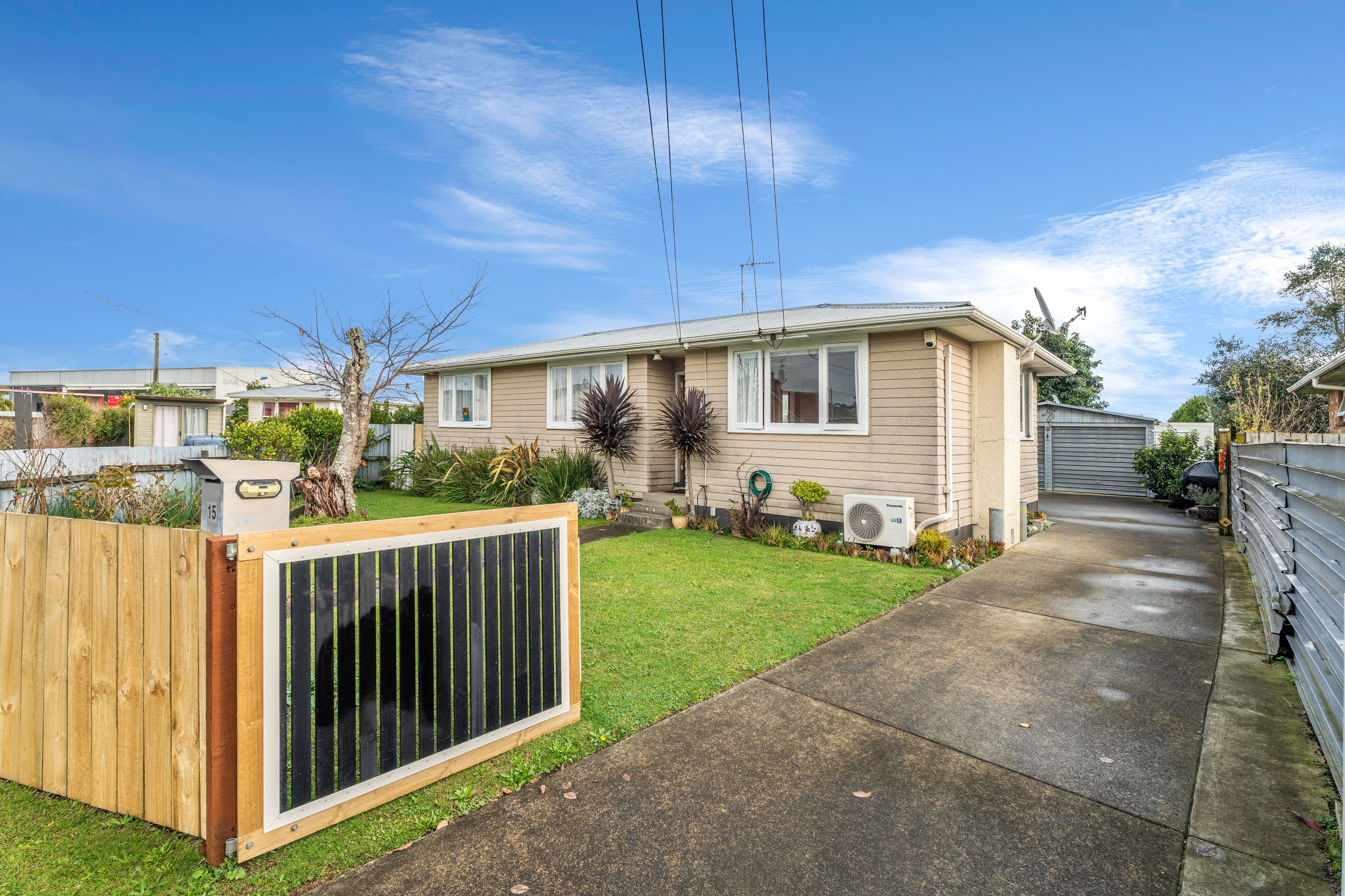 15 Albion Place: photo 2