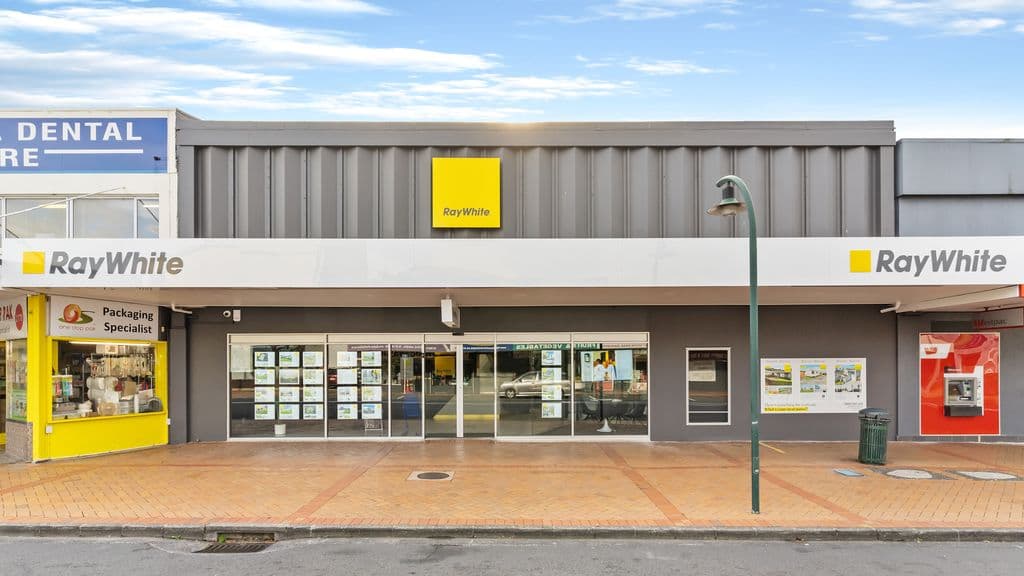 Ray White office serving Papakura