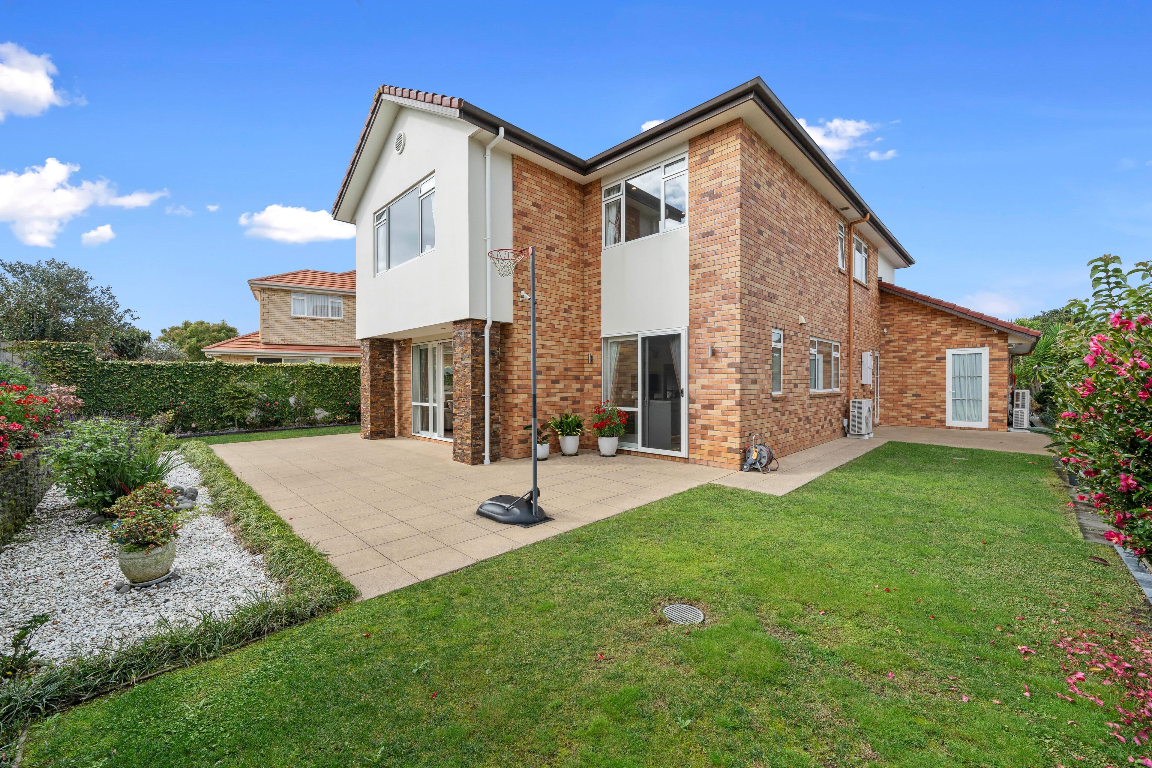 83 Capriana Drive: photo 17