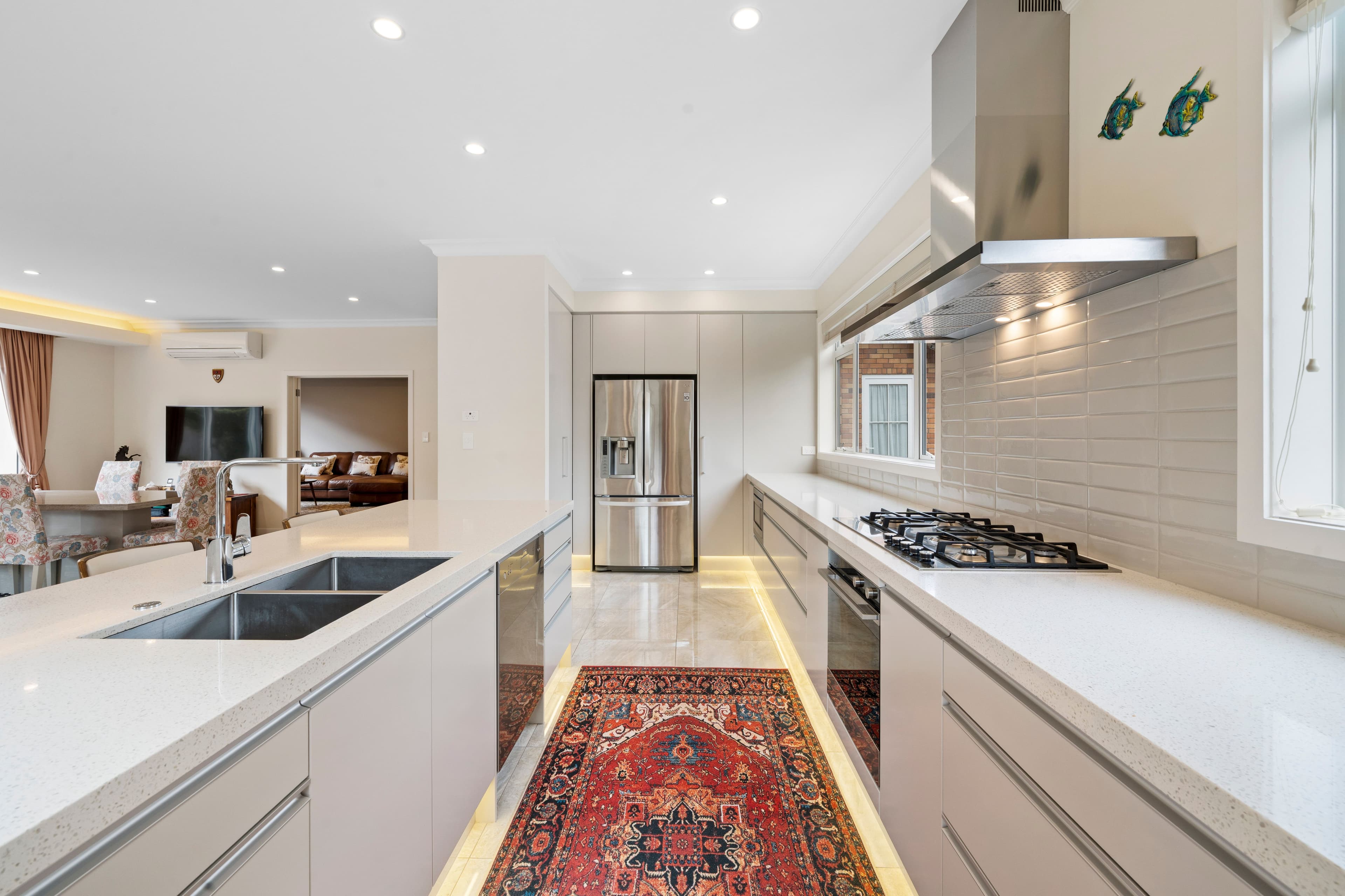 83 Capriana Drive: photo 9