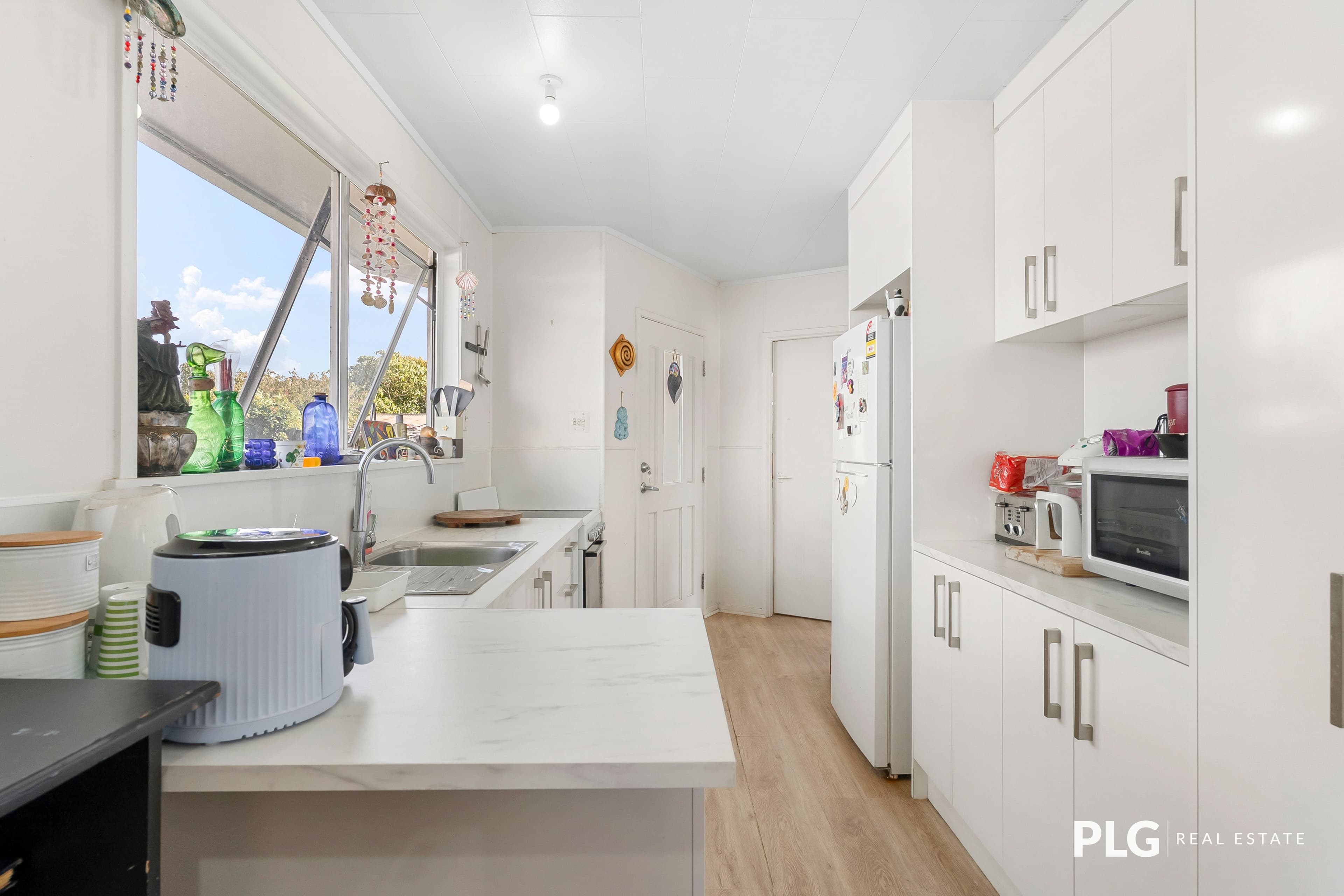 2 Awakino Place: photo 3