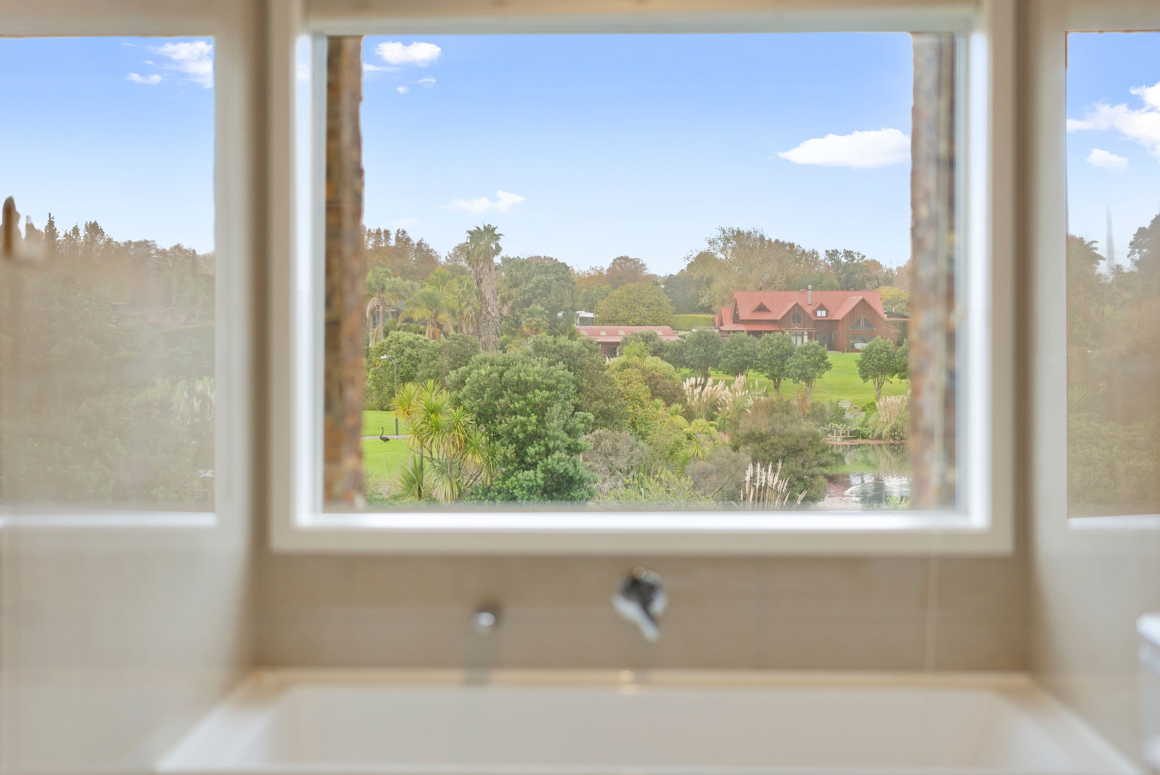 83 Capriana Drive: photo 7