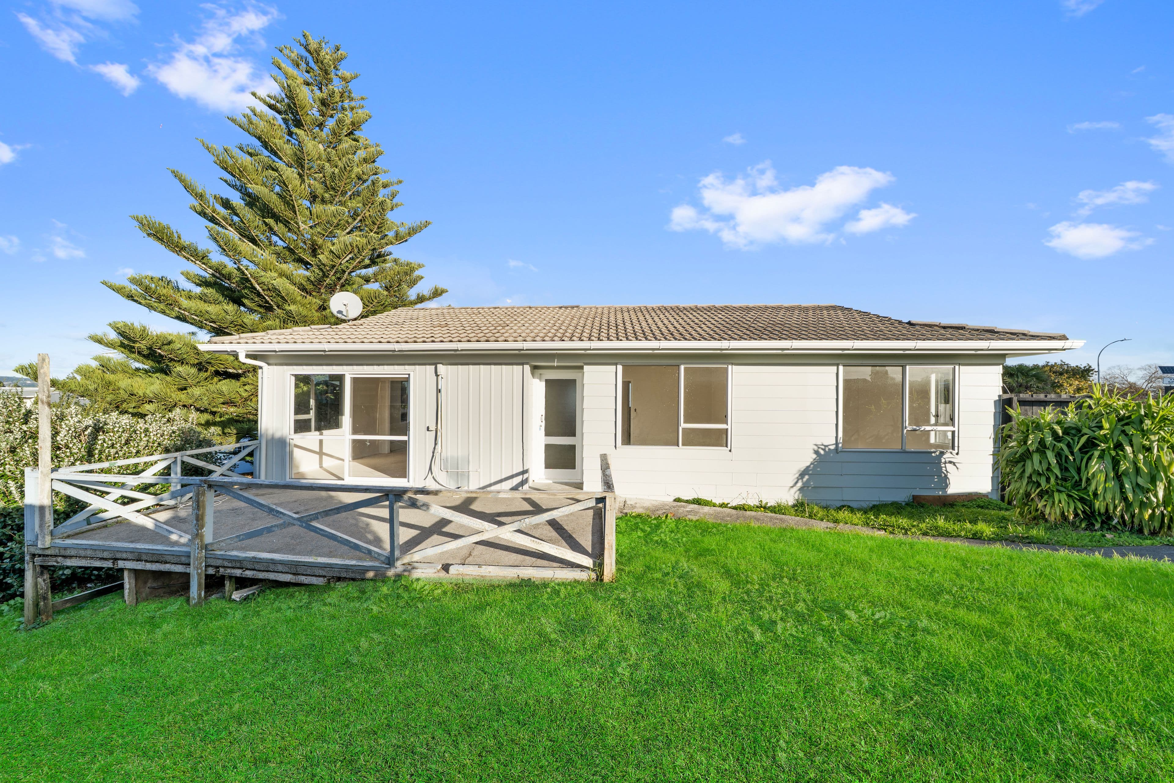 For sale: 49 Hyperion Drive