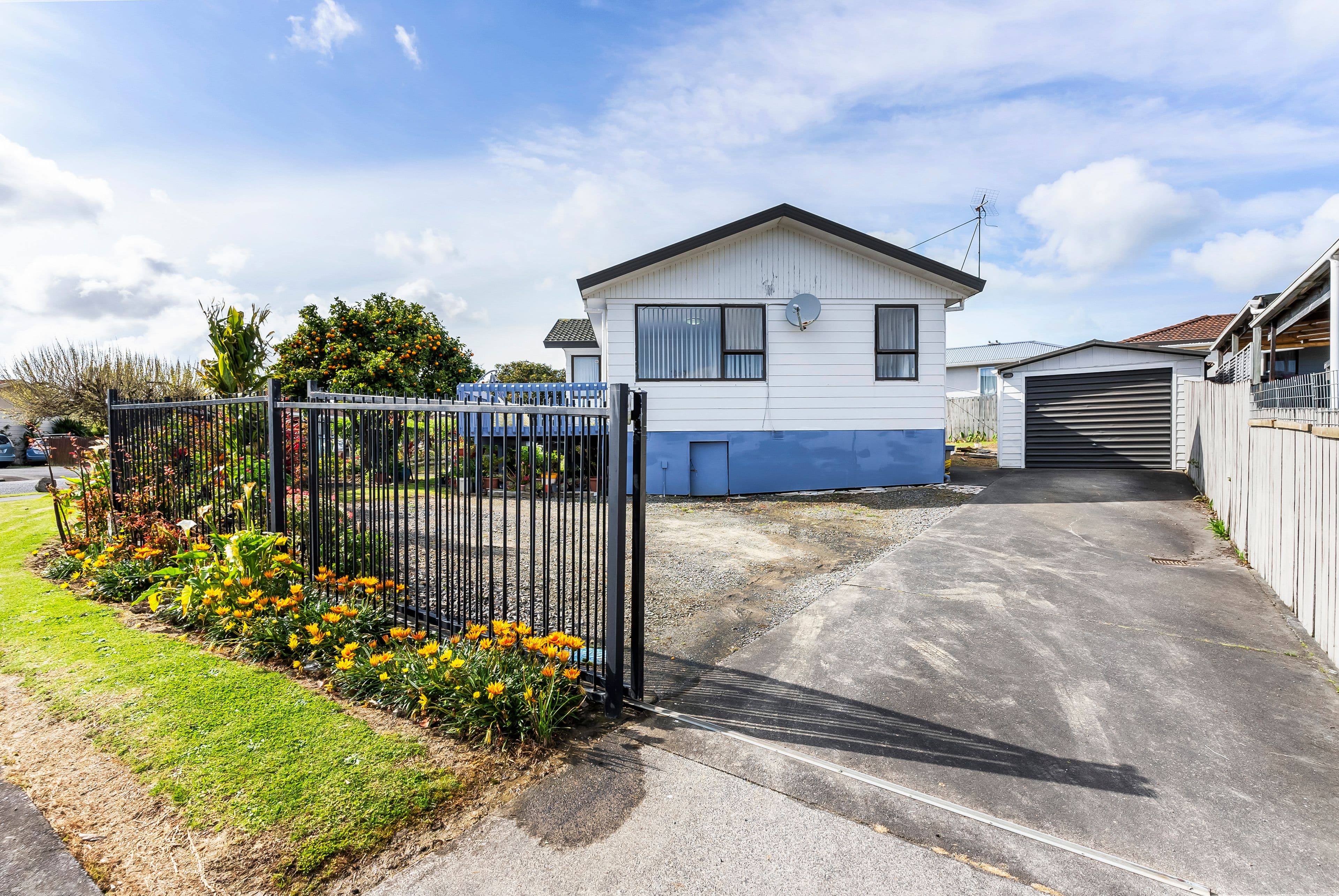 Sold: 1/8 Silver Creek Road, Weymouth