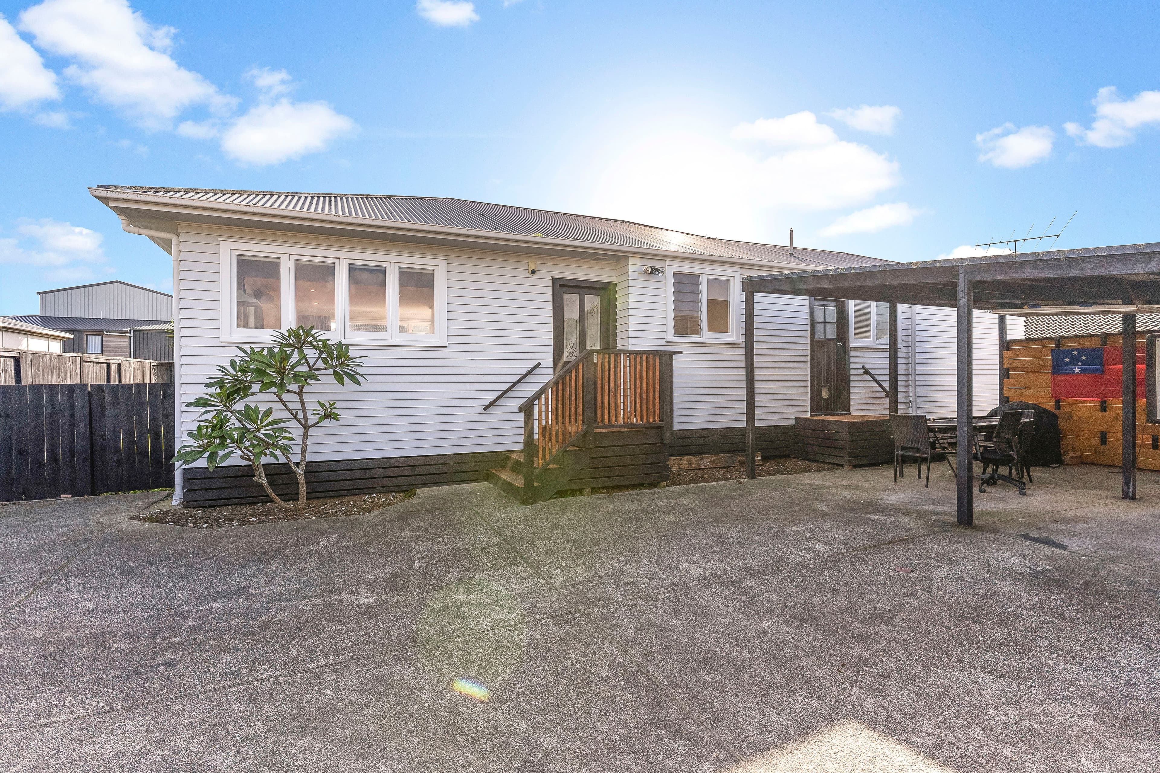 Sold: 10 Berkeley Road, Manurewa